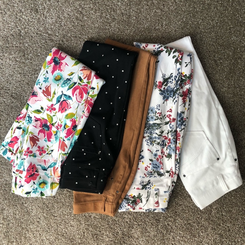 5 pairs of jeggins!